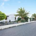 فيلة Isa بلايا بلانكا