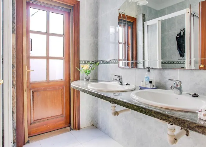 Isa Playa Blanca (Lanzarote)